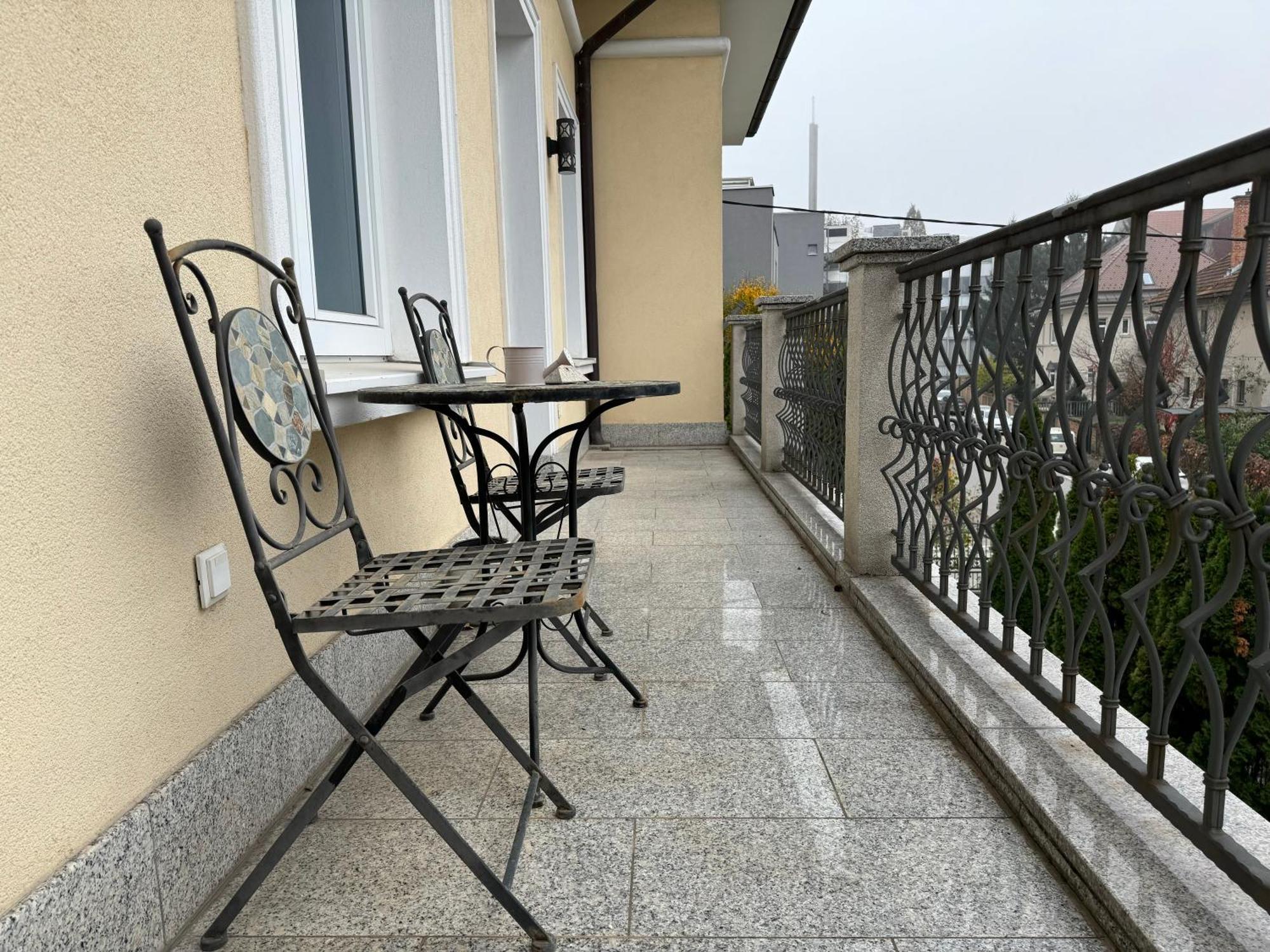 Vila Majda Elegant Apartments With Prime Location And Parking Ljubljana Eksteriør bilde